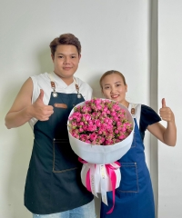 Lớp Học Cắm Hoa Bó Tròn – Học Thật Vui, Lưu Giữ Kỷ Niệm Cùng Thầy