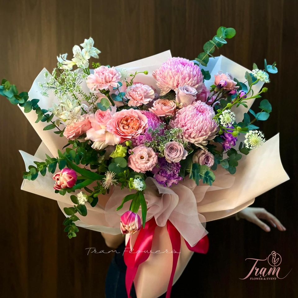 Bó hoa  sang trọng và thanh lịch tặng người thương