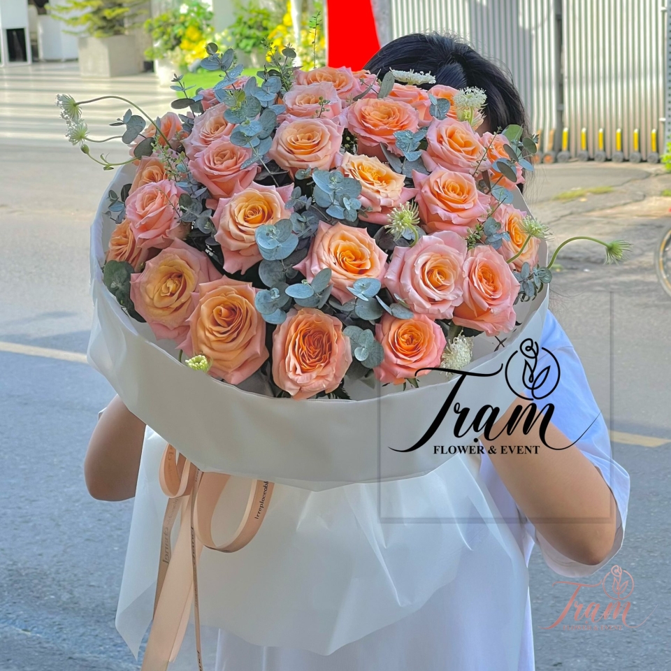 Bó hoa tone cam sắc màu tinh tế dành tặng mẹ