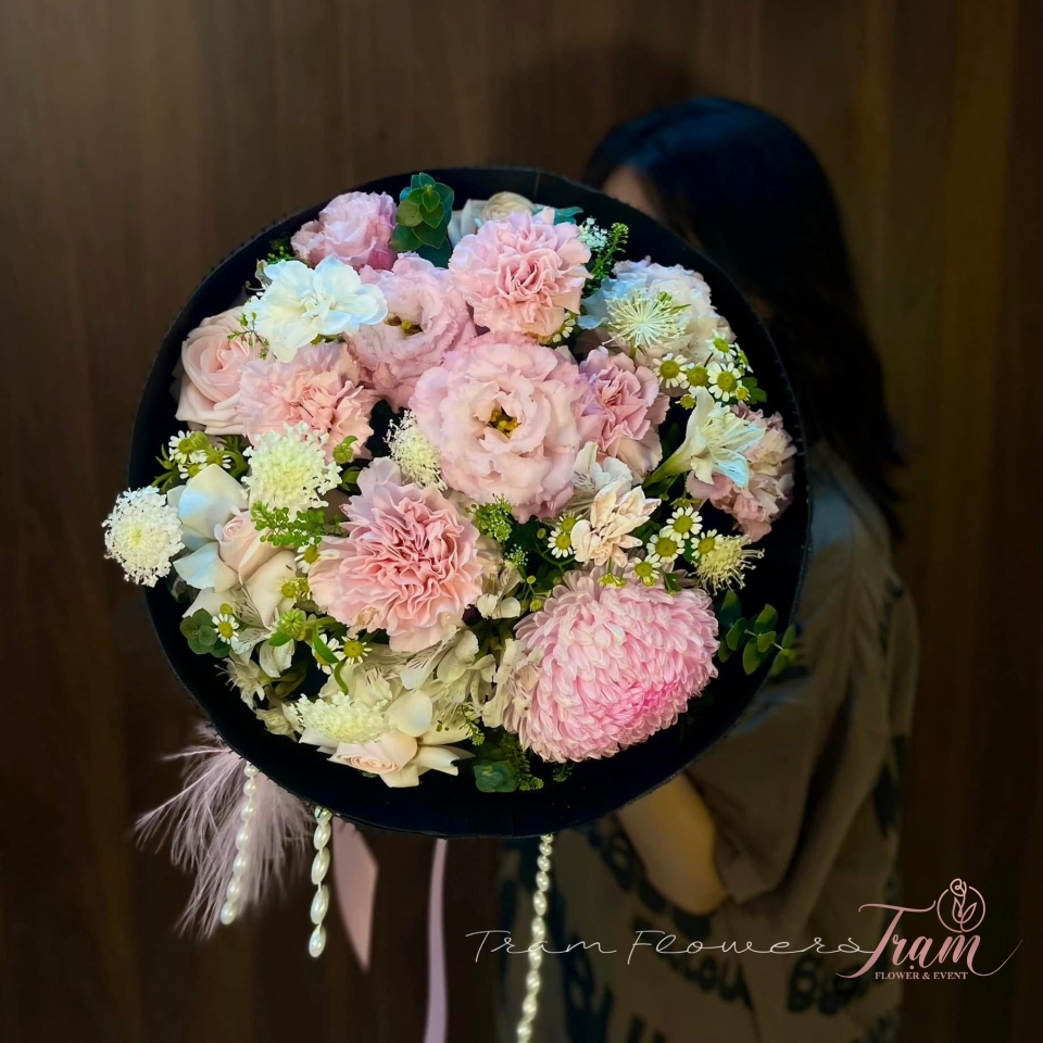 Bó hoa tròn sang trọng xinh đẹp