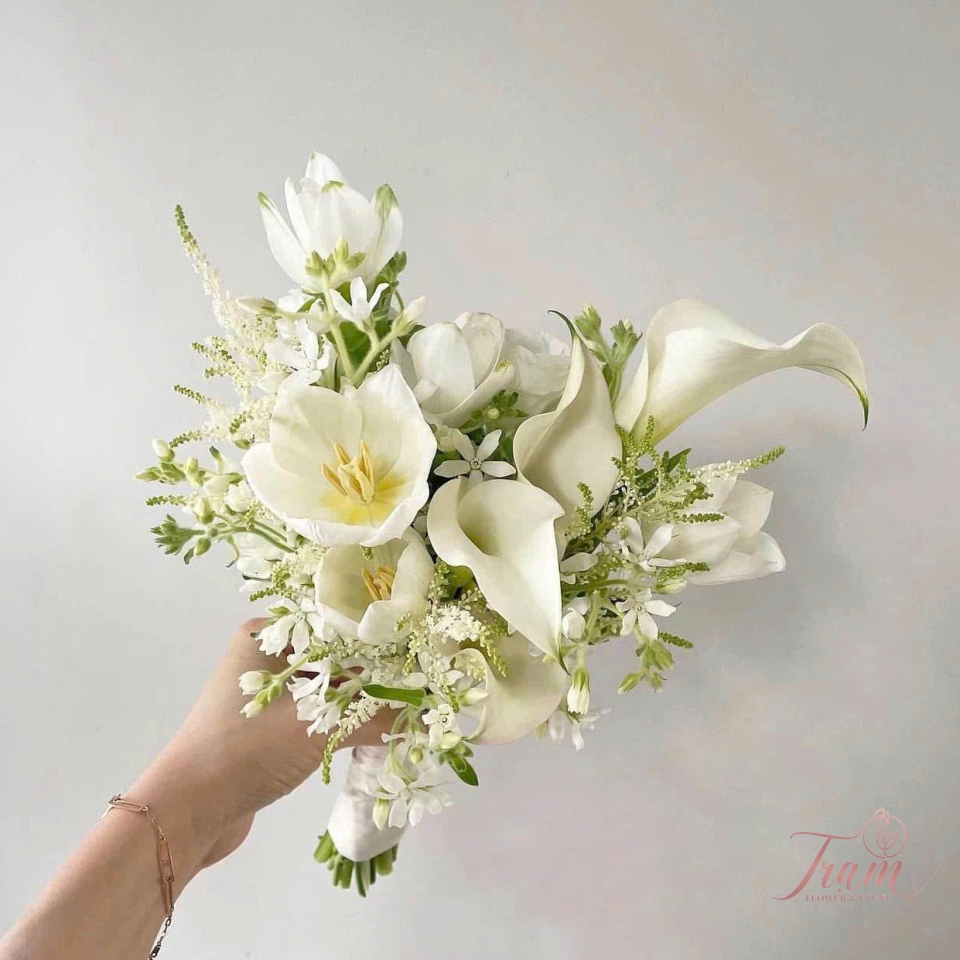 “Tinh Vân - Hoa Cưới Trắng Nhẹ Nhàng”