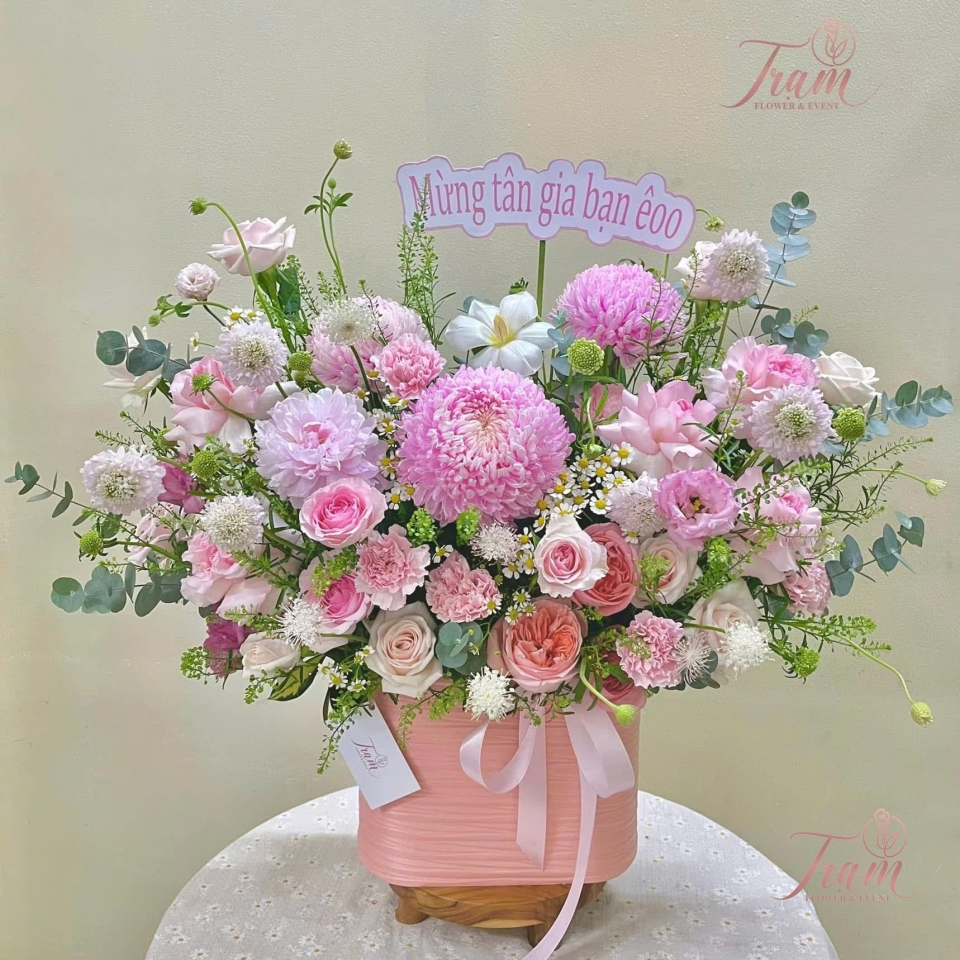 Giỏ Hoa Hồng Pastel – Gửi Trao Sự Dịu Dàng & Ngọt Ngào
