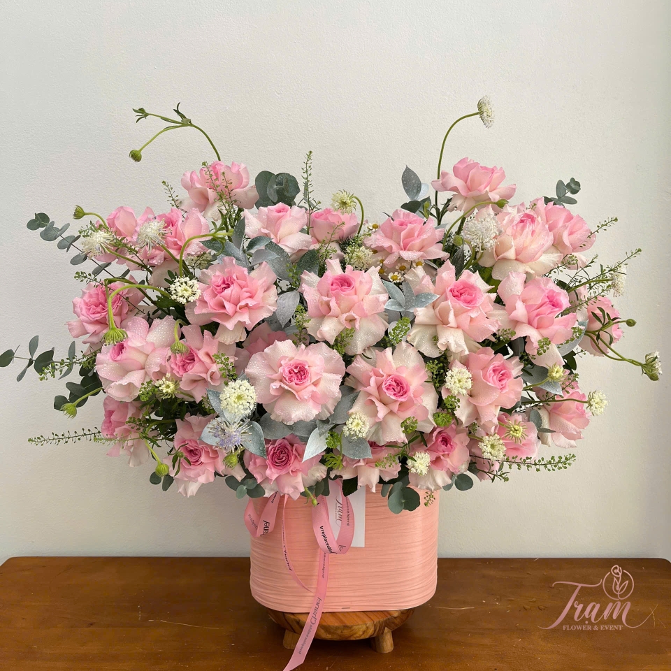 Giỏ Hoa Hồng Pastel Ngọt Ngào – Gửi Trao Lời Yêu Dịu Dàng