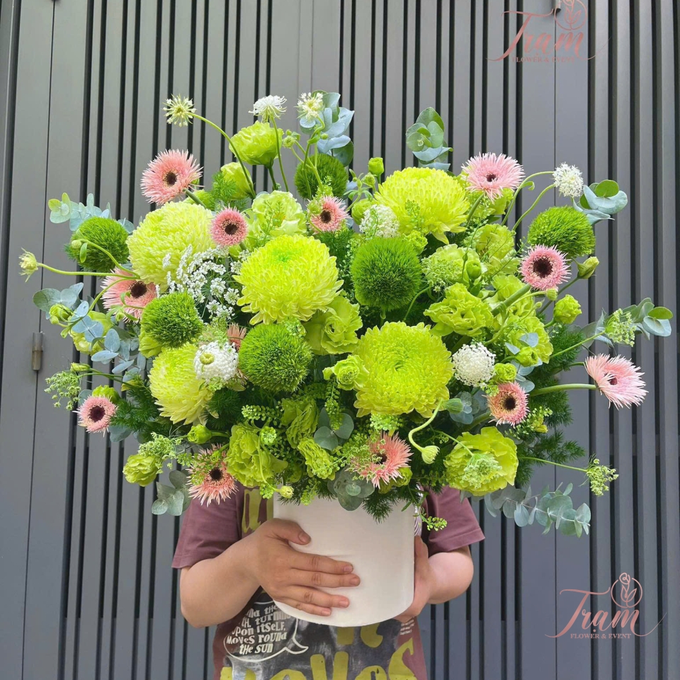 Giỏ Hoa Tone Xanh Lá – Hơi Thở Tươi Mát Của Thiên Nhiên