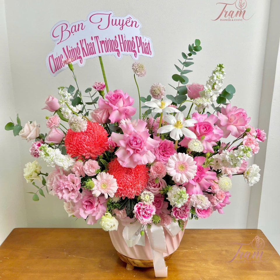Giỏ Hoa Mẫu Đơn Tone Hồng Mix Đỏ – Sang Trọng & Nồng Nàn
