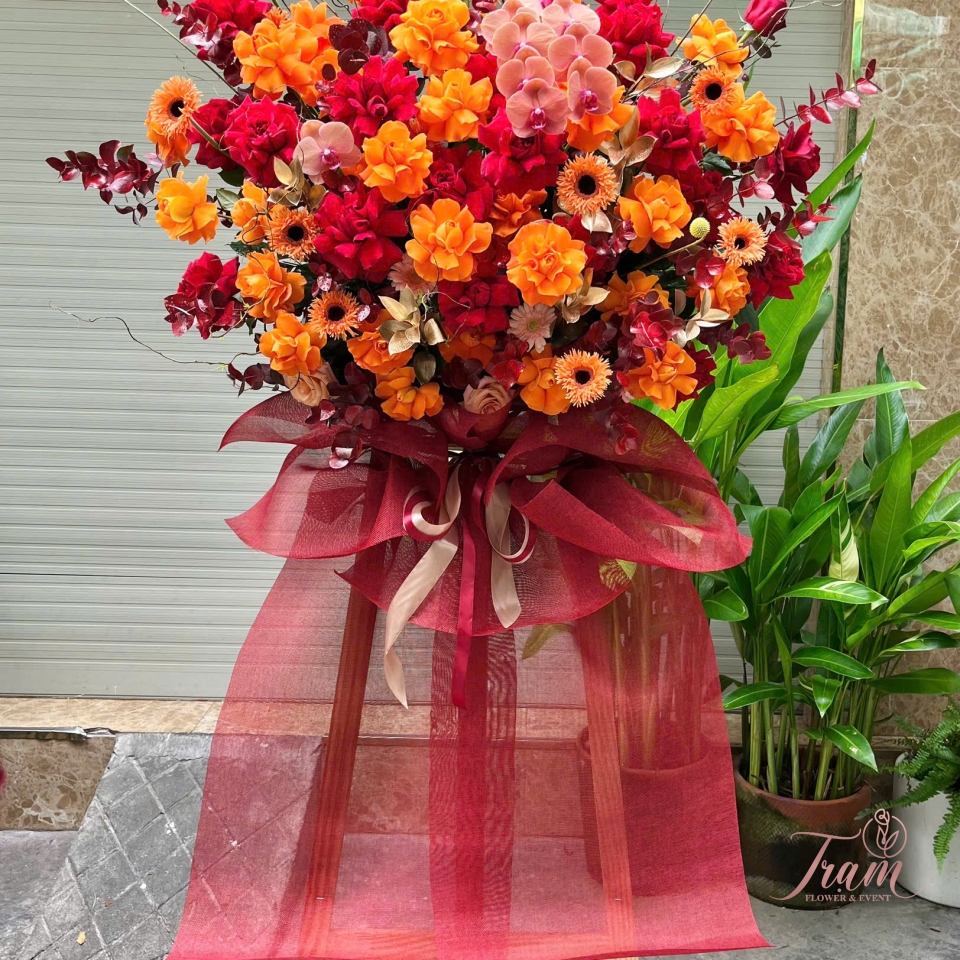 Kệ hoa khai trương tone đỏ vàng phát tài hồng phát