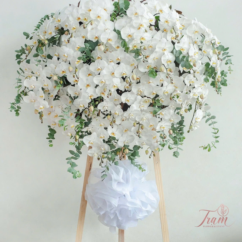 Kệ hoa tang lễ trang trọng chia buồn sang trọng 