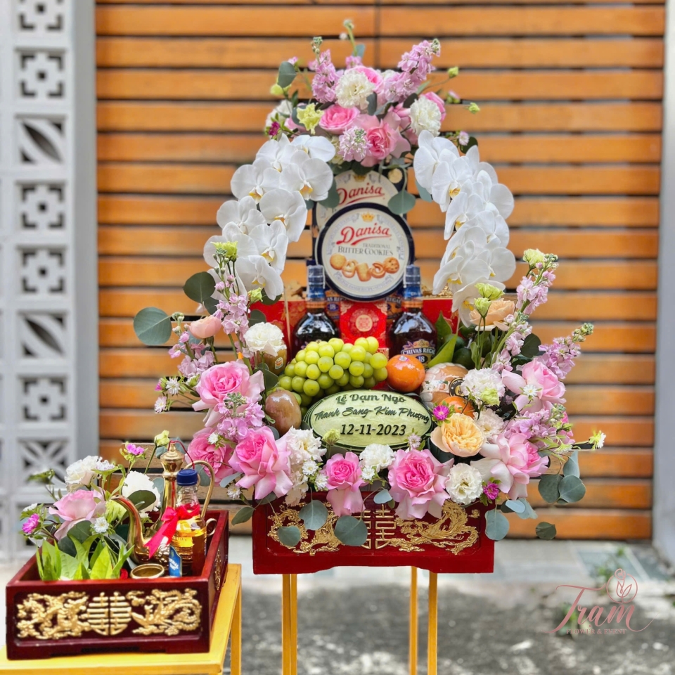 Mâm Tráp Rượu – Trà – Thuốc – Bánh Ngọt Sang Trọng