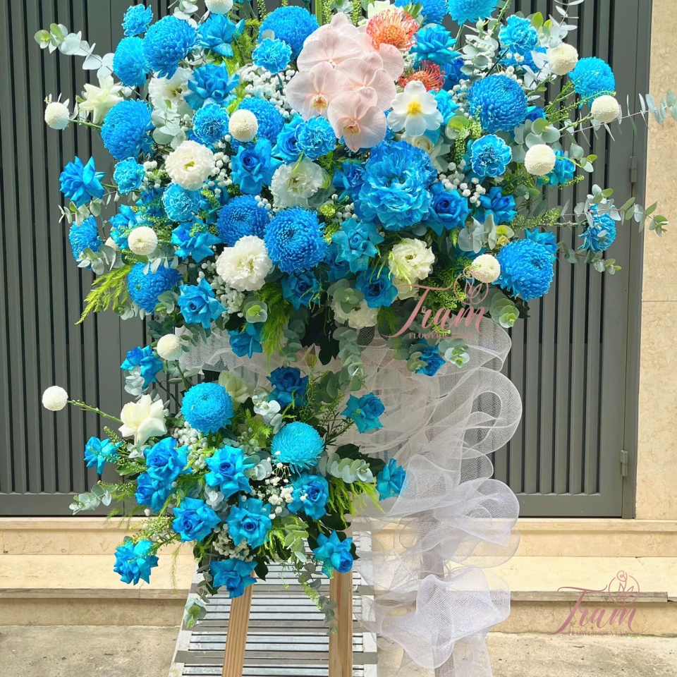 KỆ HOA TONE XANH DƯƠNG 2 TẦNG – BỀN VỮNG & THÀNH CÔNG