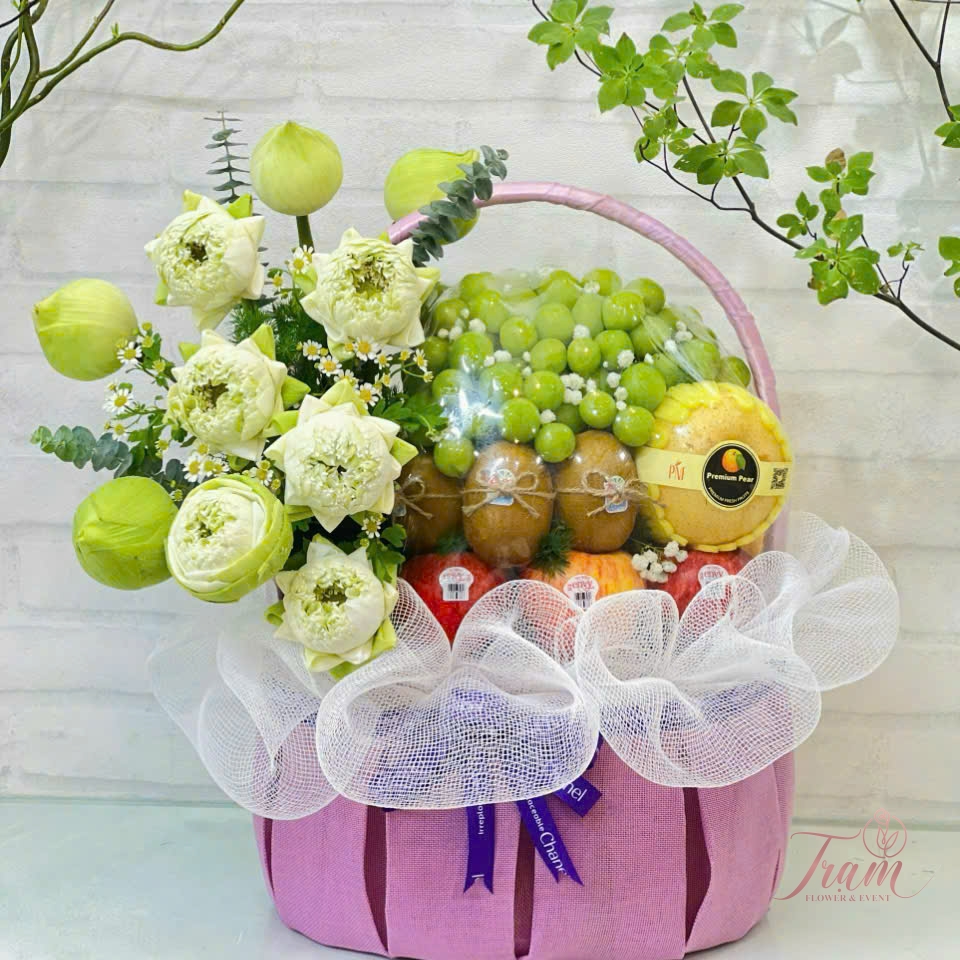 Giỏ Hoa Trái Cây Tone Tím – Sang Trọng & Quyến Rũ